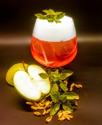 Maremoto Hibiscus Foam (Con Espuma de Manzana y Albahaca)🍏