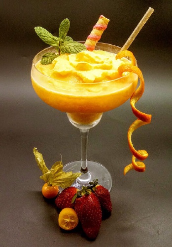 Smoothie de Naranja, Fresa y Menta